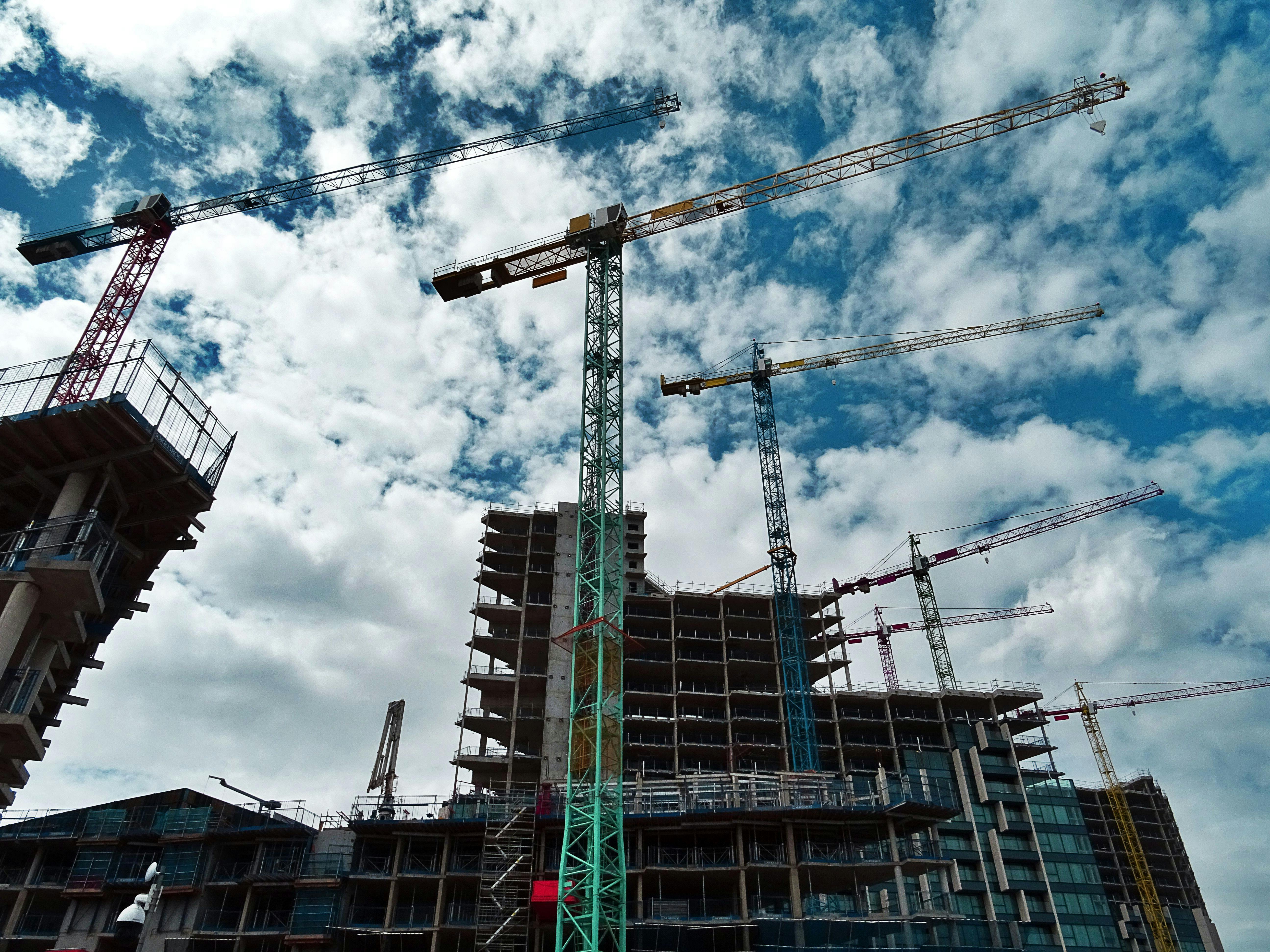 Construções